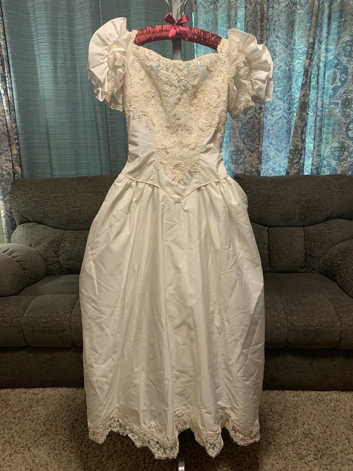 Vintage Wedding Dress Beaded Sequins Applique Size 4 Small
